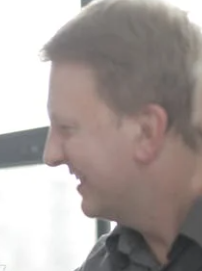 Alt Image